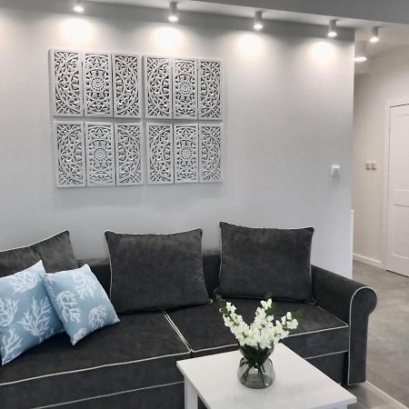 Apartamenty Porto Eli ロビ エクステリア 写真