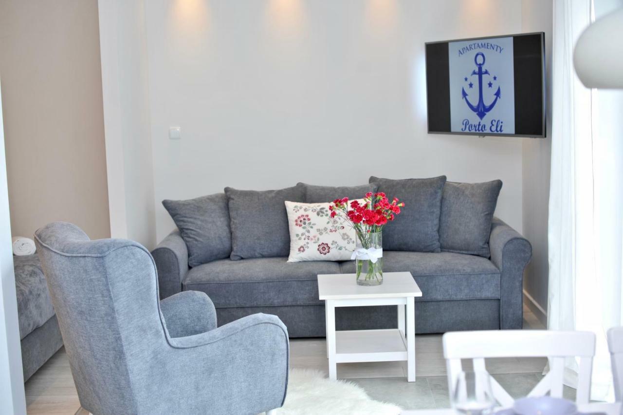 Apartamenty Porto Eli ロビ エクステリア 写真