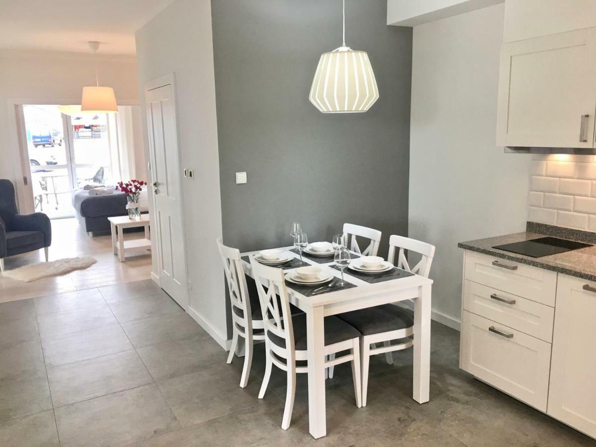 Apartamenty Porto Eli ロビ エクステリア 写真